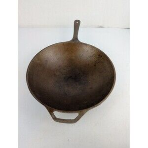 Lodge Cast Iron Wok Cookware Kitchen 13" Vtg